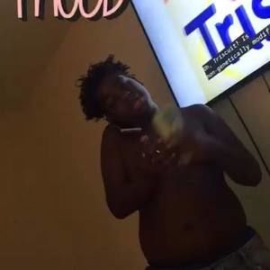 Meet your Posher, Derrick